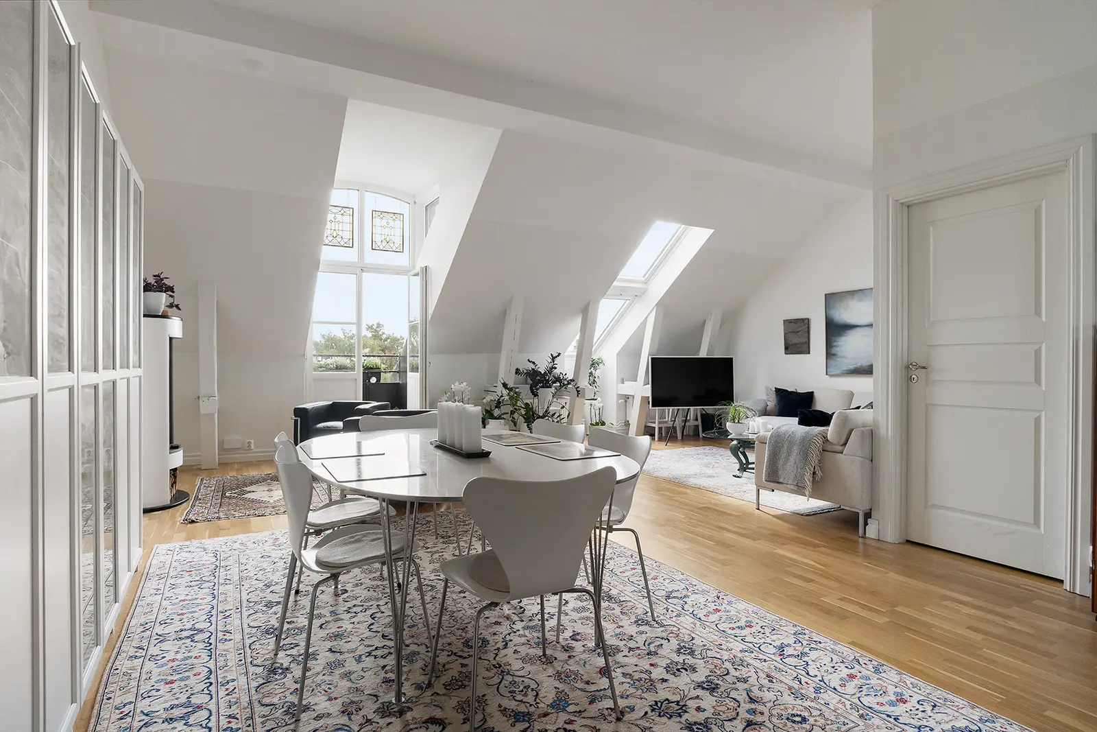 Apartment, Björnstjernegatan 14B. Photo 1 of 21