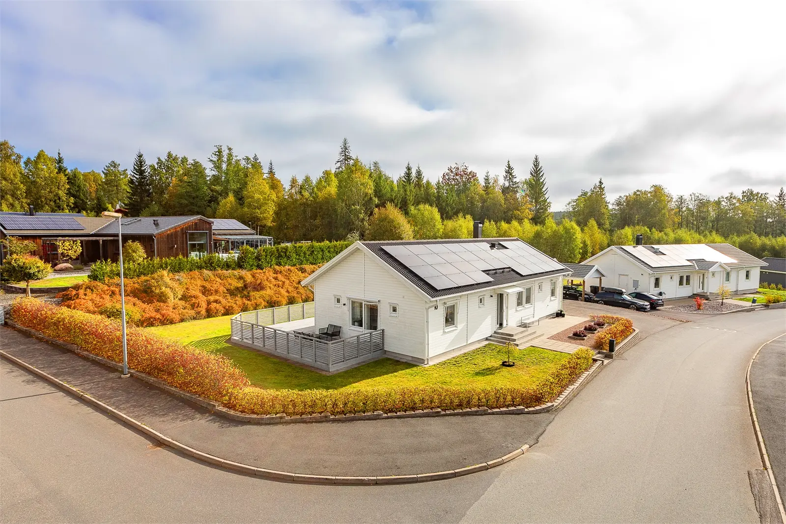 Bild 1 av 40 på Molnvägen 10