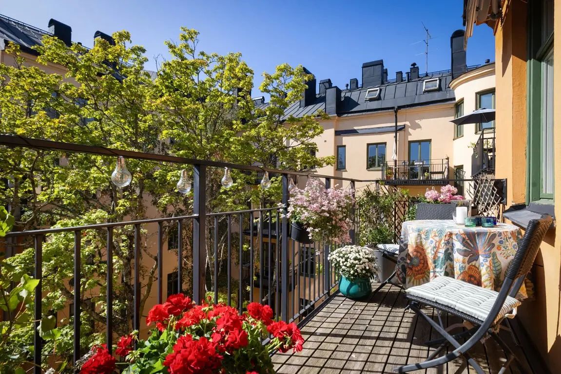 Apartment, Valhallavägen 38, Stockholm. Photo 1 of 35