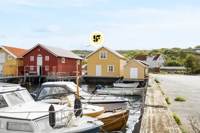 Image 1 of 10 of Sjöbod Ulebergshamn