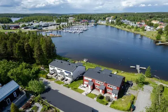 Bild 1 av 21 på Bergvägen 3
