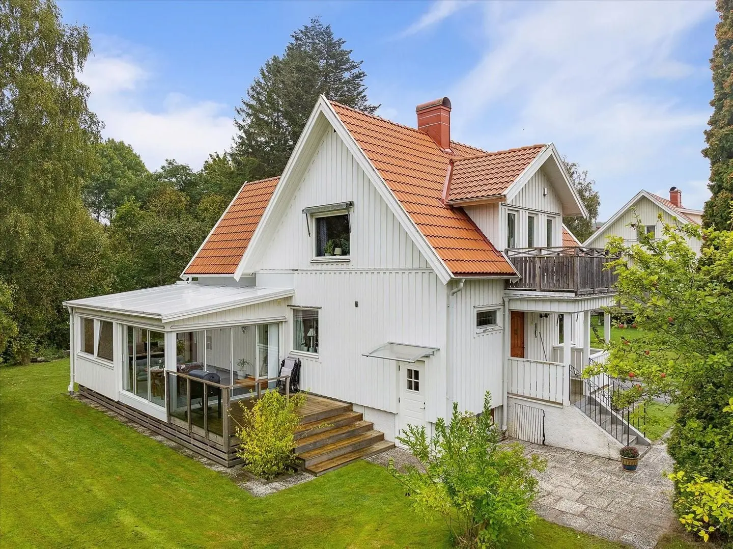 Bild 1 av 35 på Baldersvägen 18