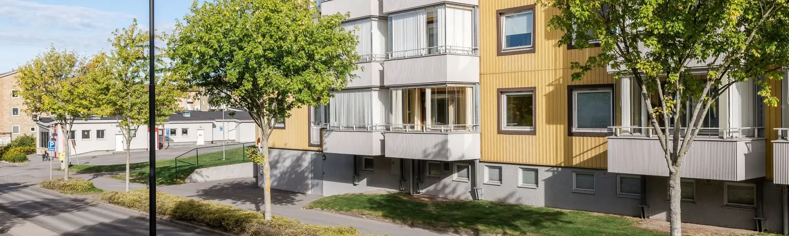 Image 1 of 21 of Storgatan 18B