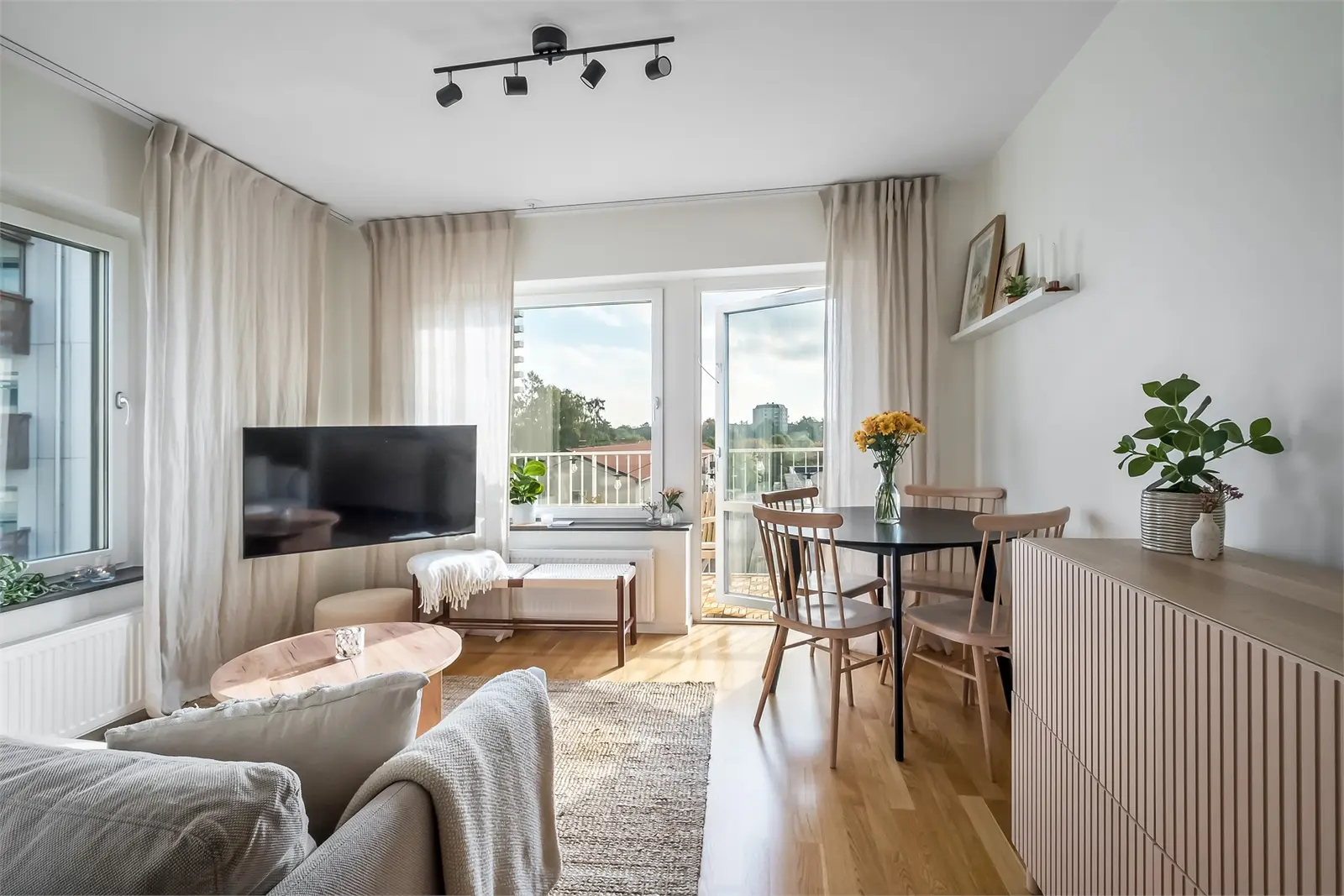 Apartment, Stenkvistavägen 9. Photo 1 of 19