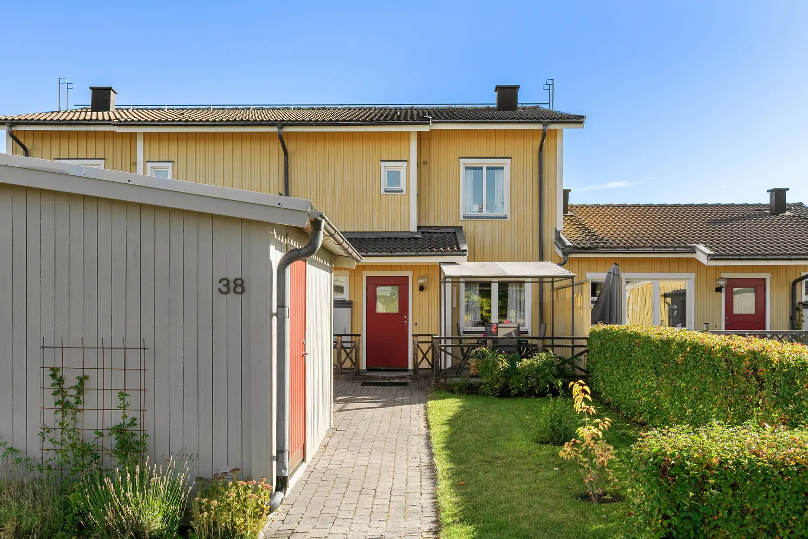 Bild 1 av 38 på Brinkvägen 38