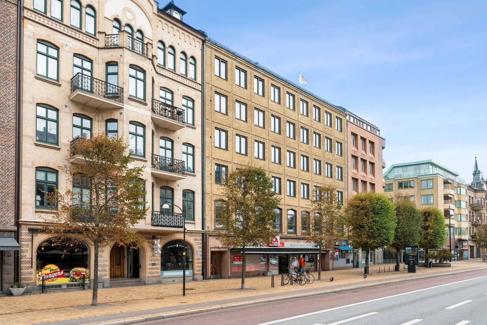 Bild 1 av 12 på Drottninggatan 48