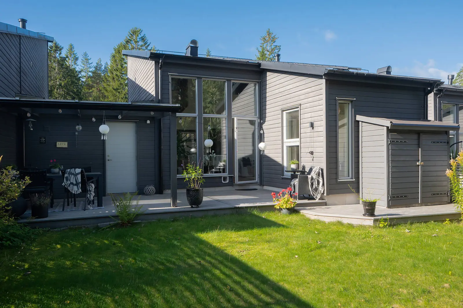 Bild 1 av 37 på Trollskogsvägen 28