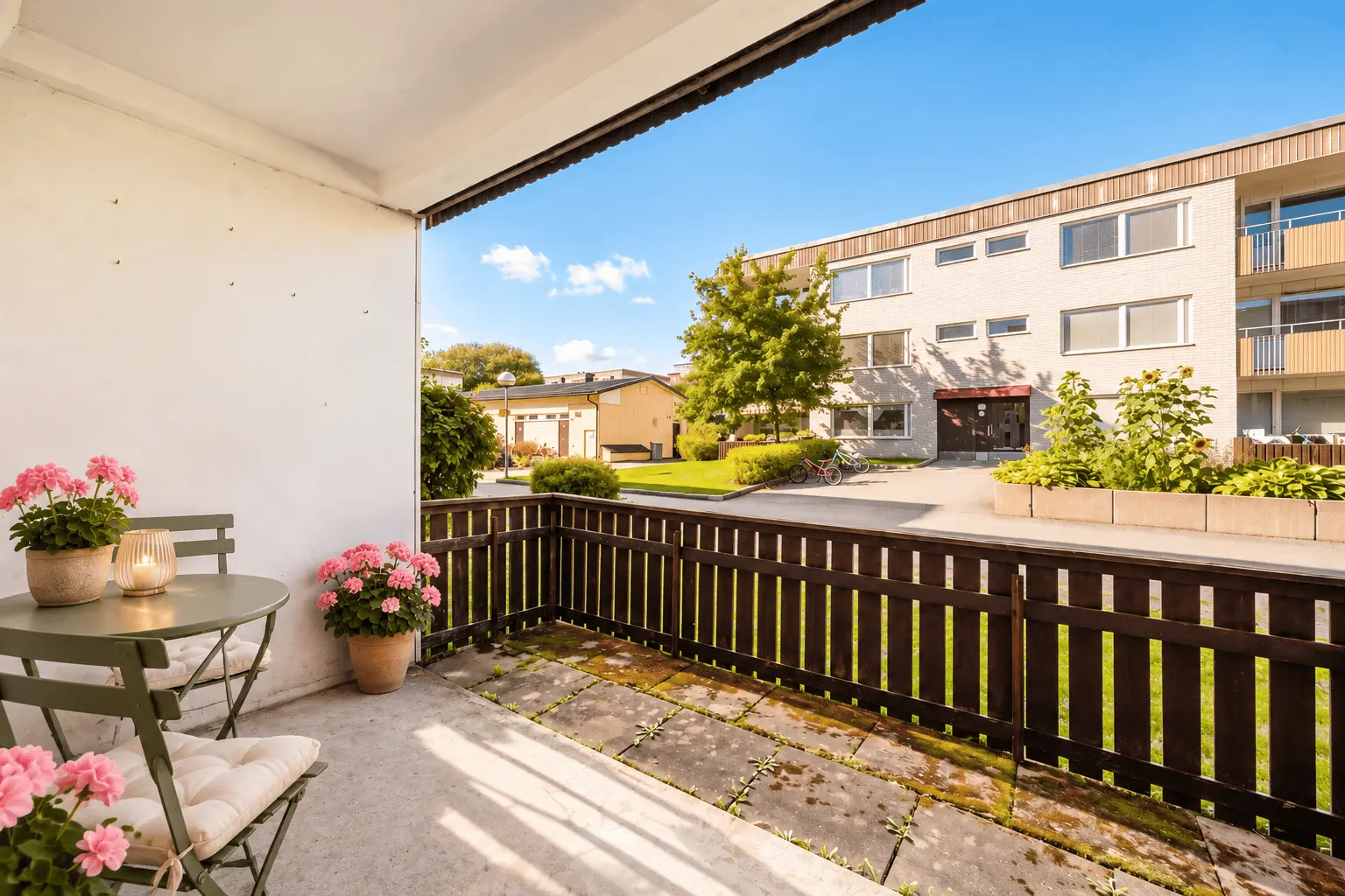 Apartment, Hjortronvägen 47, Upplands-Bro. Photo 1 of 17