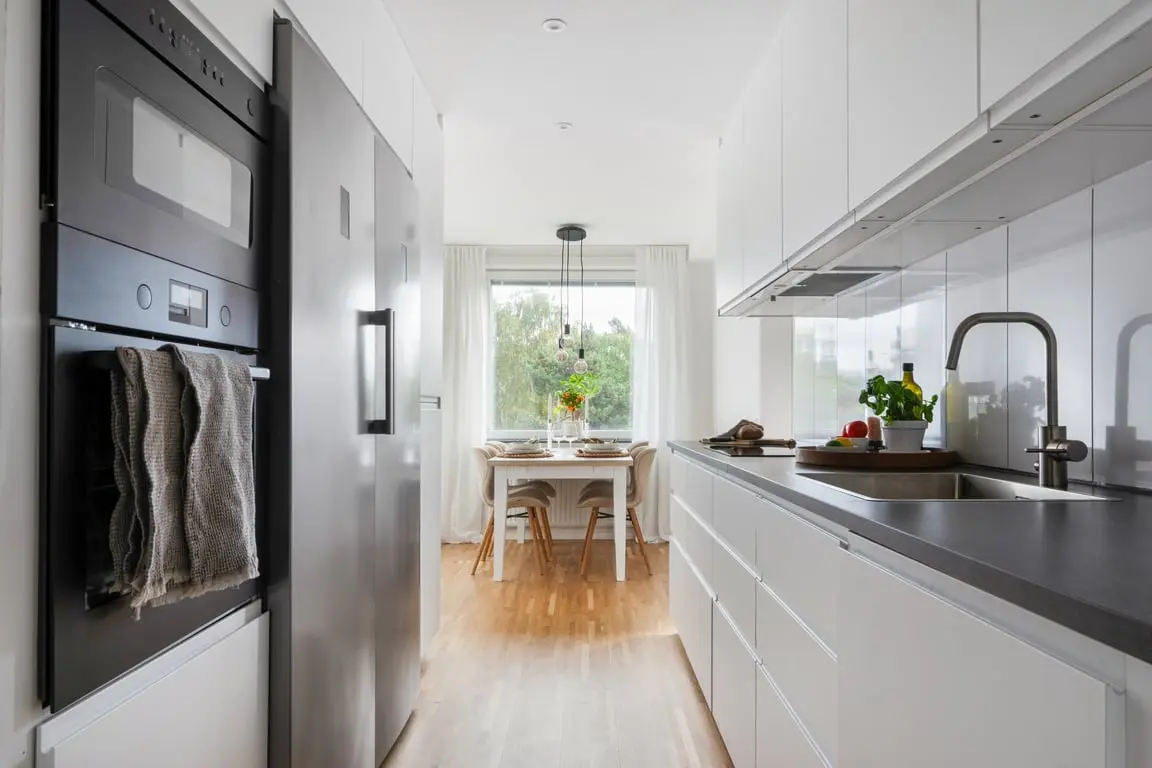 Lägenhet, Rosenhöjdsvägen 22, Södertälje. Bild 1 av 18