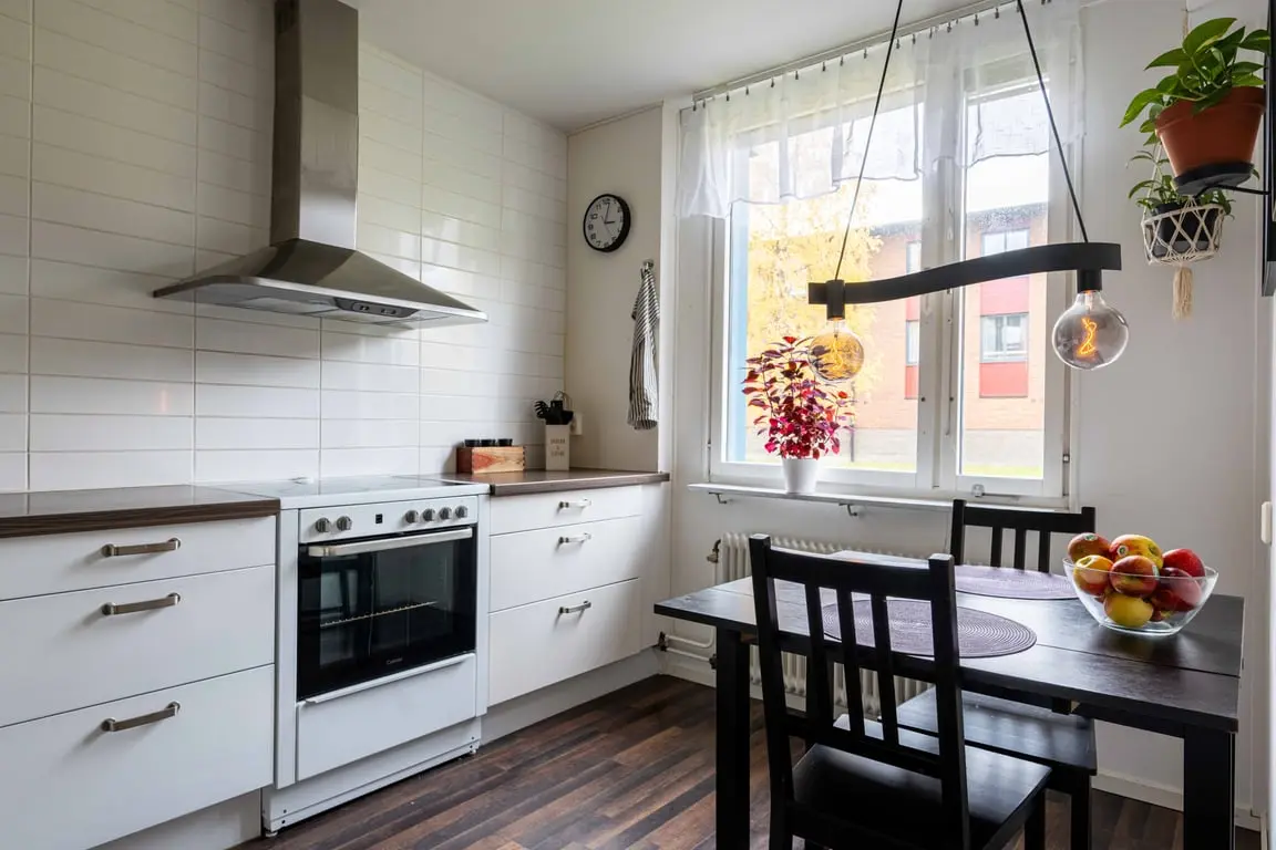 Lägenhet, Krutvaktargränd 14, Östersund. Bild 1 av 16