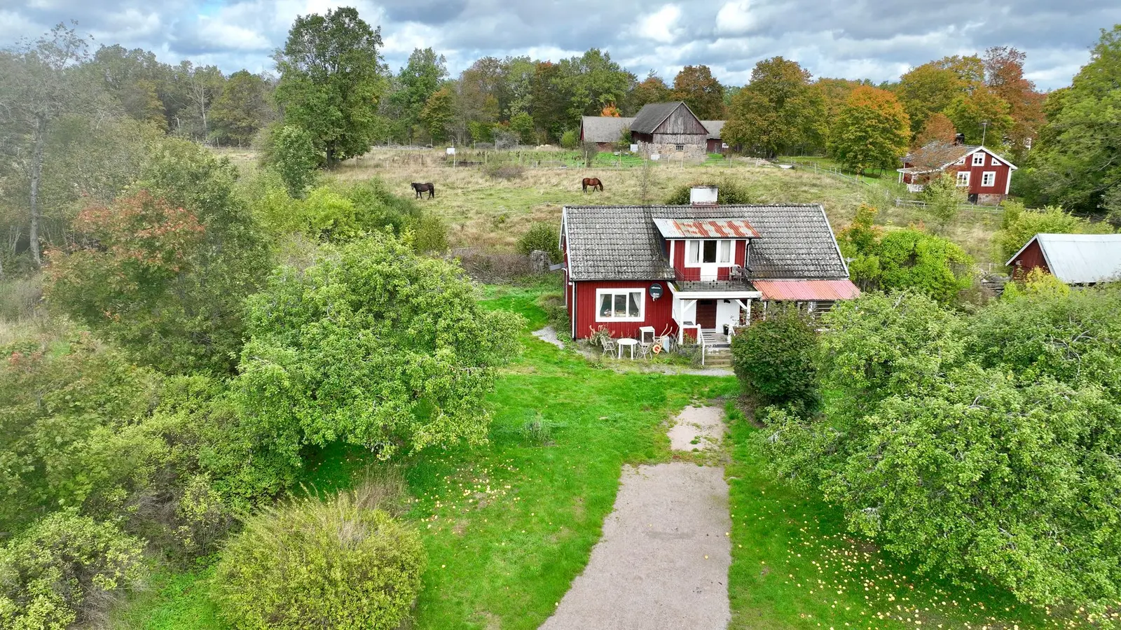 Image 1 of 20 of Djuramåla 27