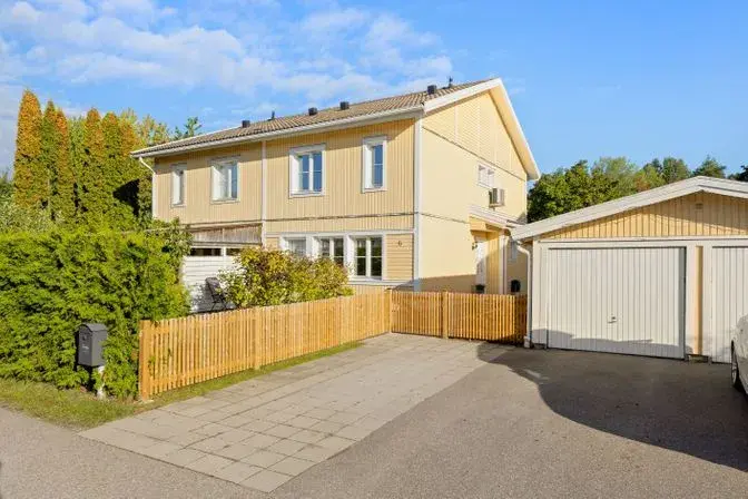 Image 1 of 40 of Kuskvägen 6