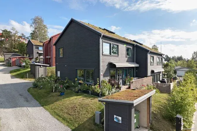 Semi-detached/terraced, Åvägen 11a, Tyresö. Photo 1 of 20
