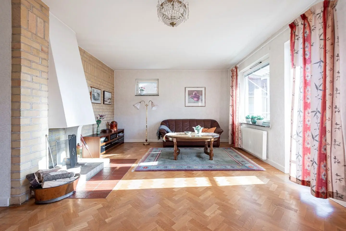 Bild 1 av 20 på Djäknebergsgatan 5B