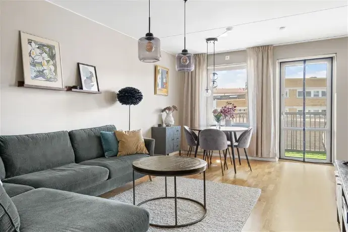 Apartment, Rissneleden 157, Stockholm. Photo 1 of 31