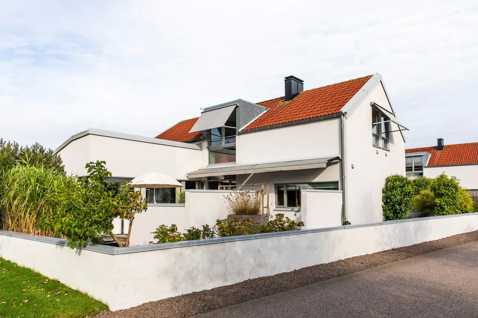 Bild 1 av 40 på Grönsångaregatan 18