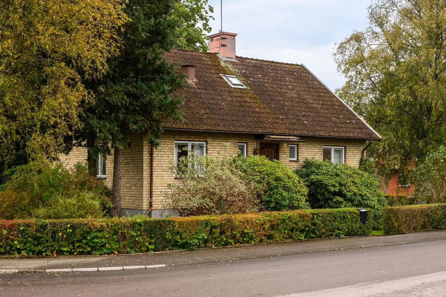 Villa, Elnarydsvägen 7, Alvesta. Bild 1 av 38