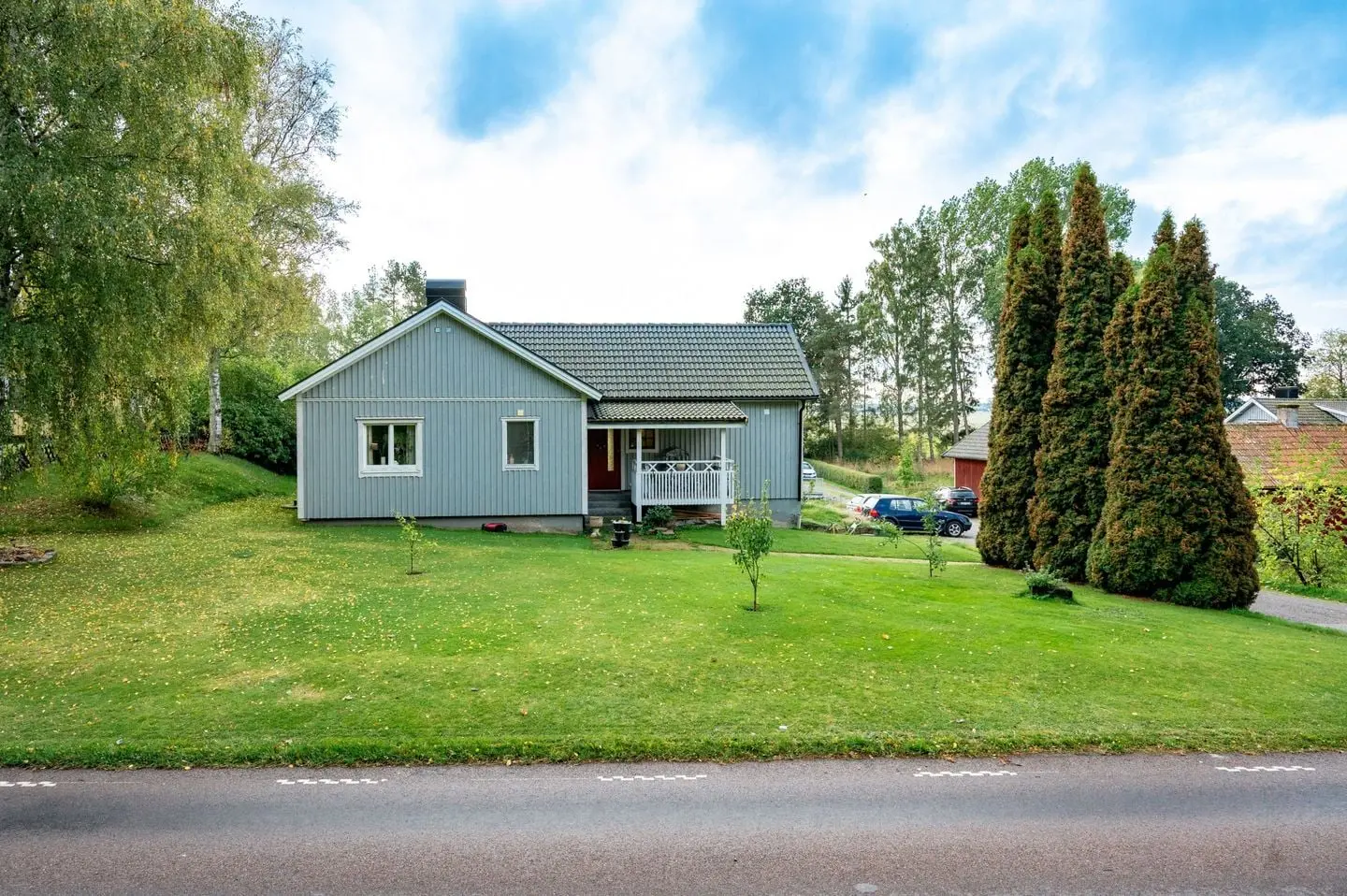 Bild 1 av 6 på Jungavägen 36