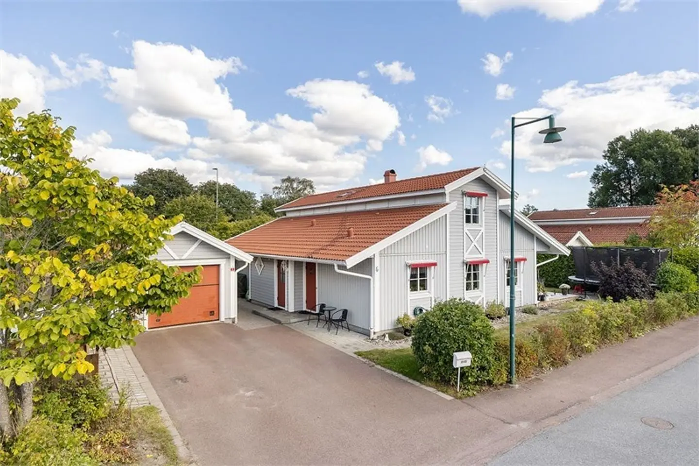 Villa, Stabbläggarvägen 6, Karlstad. Bild 1 av 19