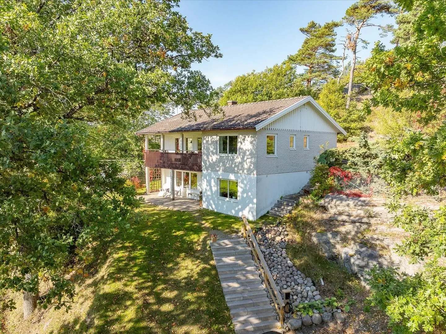 Image 1 of 40 of Strandnorum