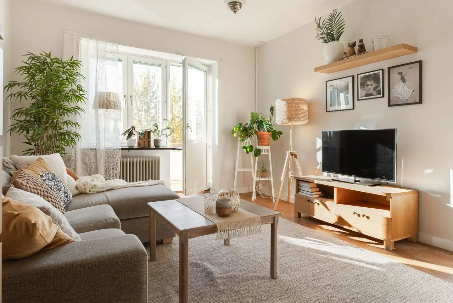 Lägenhet, Fältjägargränd 16A, Östersund. Bild 1 av 18