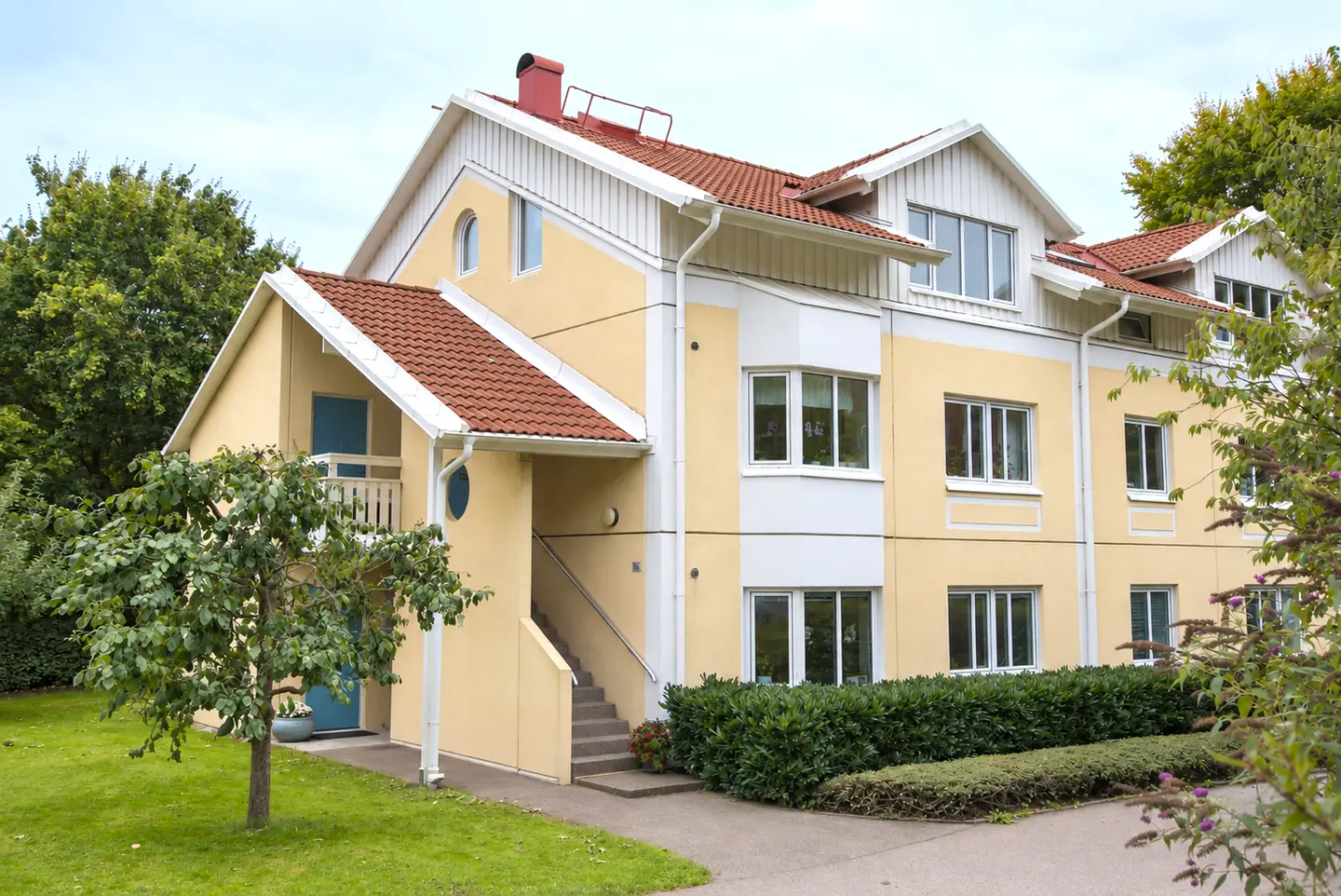 Bild 1 av 16 på Råbygatan 16A