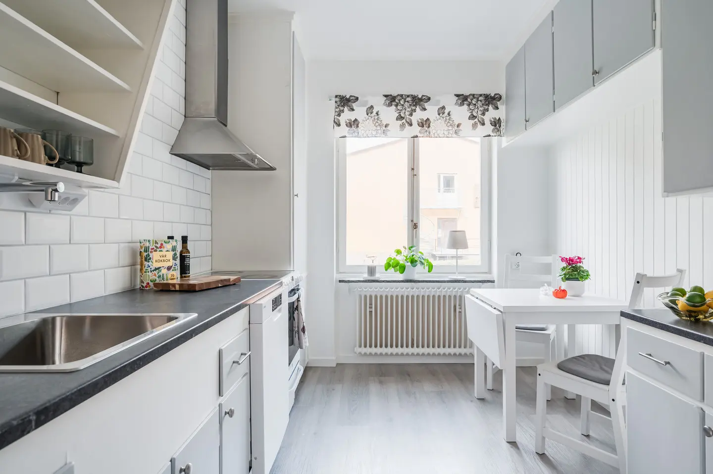 Bild 1 av 22 på Allégatan 1B
