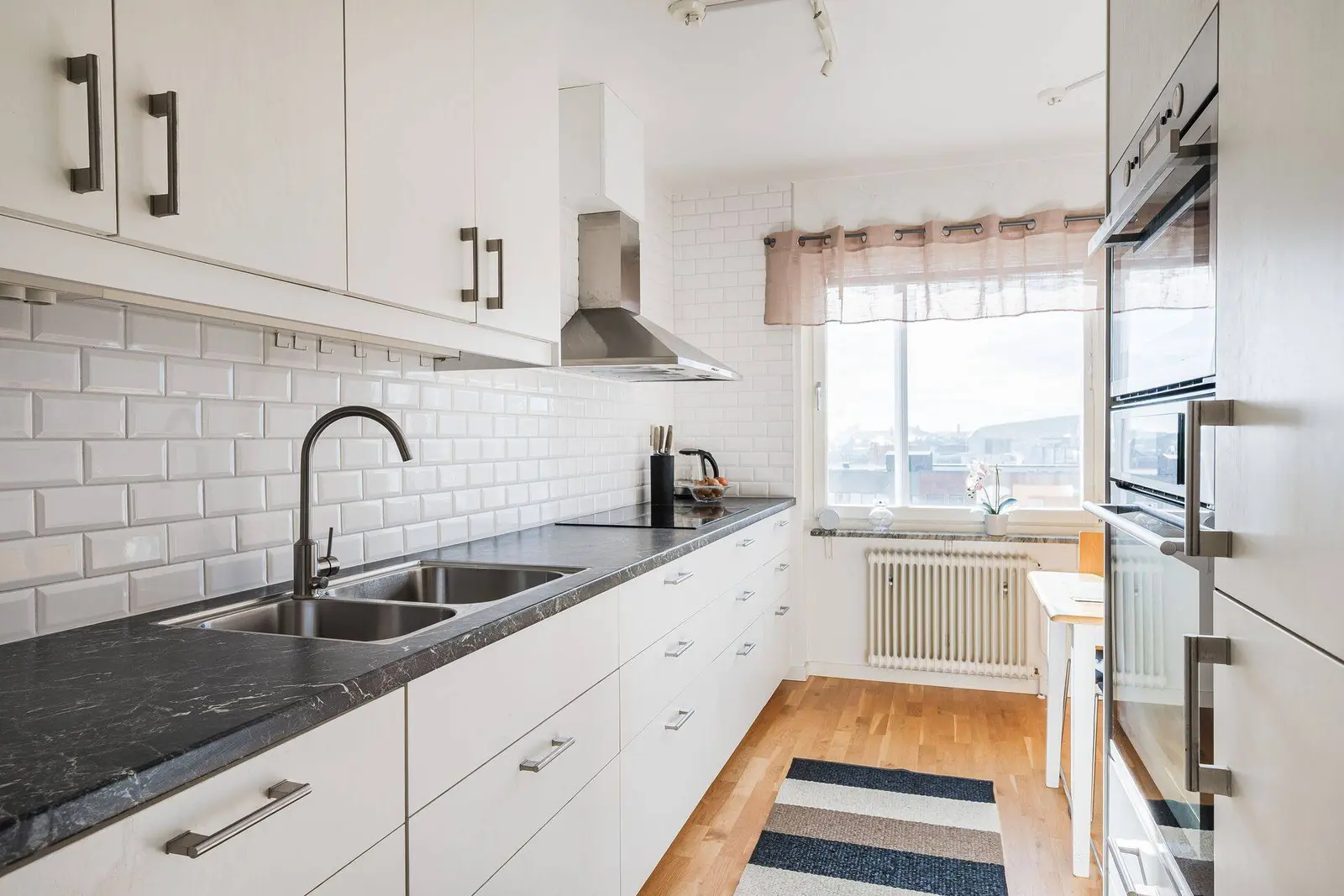 Lägenhet, Tjädervägen 15, Sundsvall. Bild 1 av 18