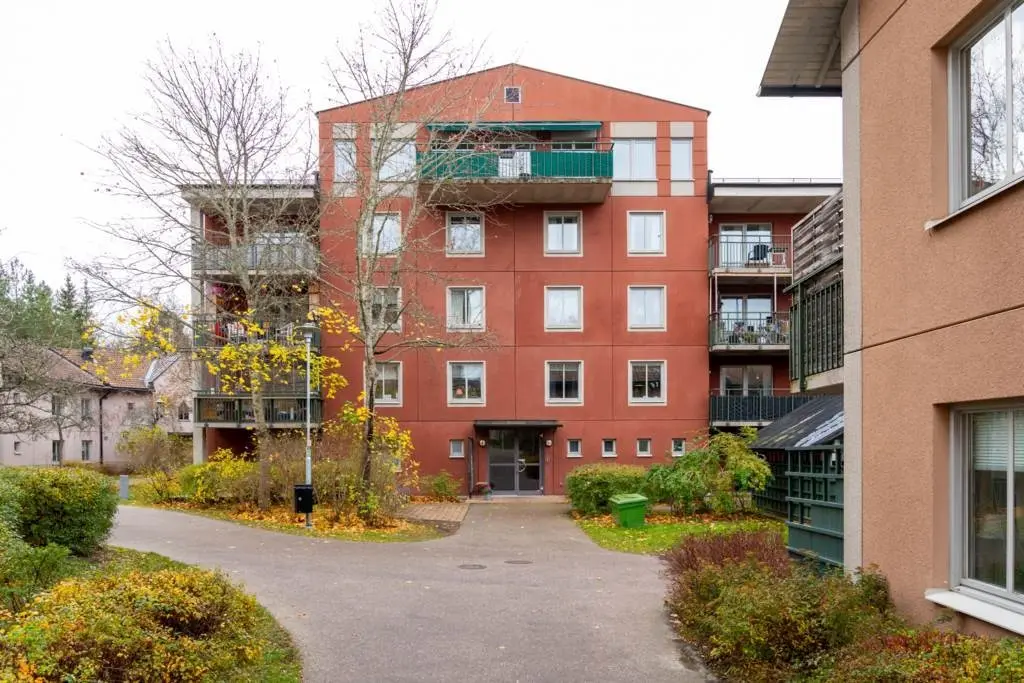 Bild 1 av 2 på Eksätravägen 130, UPPSALA