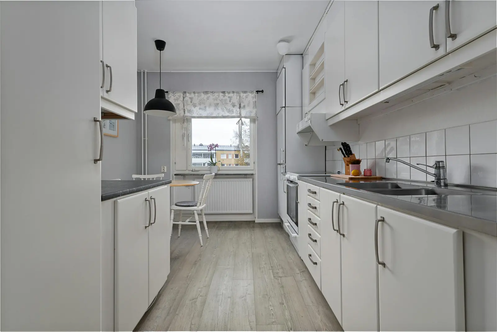 Lägenhet, Timotejvägen 16, Umeå. Bild 1 av 30