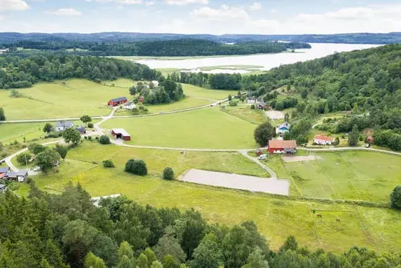 Bild 1 av 9 på Kammarholmen Ödegärdet 1
