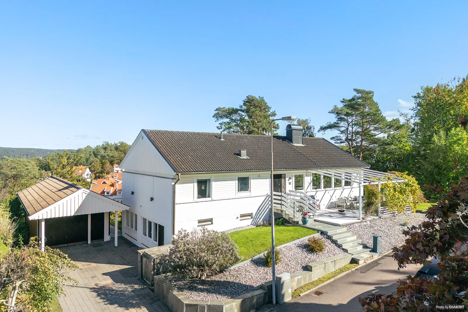 House, Bergshamravägen 18, Sävedalen. Photo 1 of 12