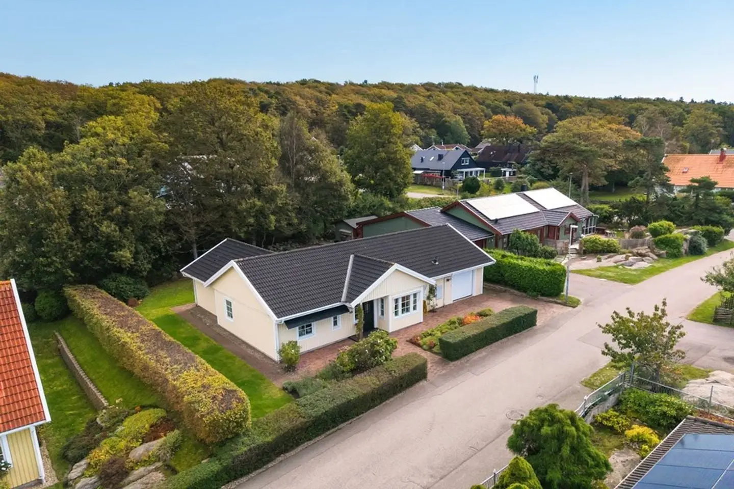 Bild 1 av 31 på Olvonvägen 4