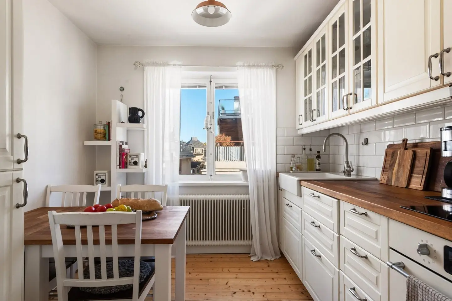 Bild 1 av 23 på Posthusgatan 10B