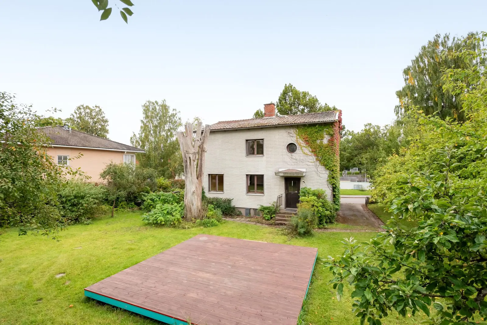 Villa, Karlavägen, Karlskoga. Bild 1 av 29