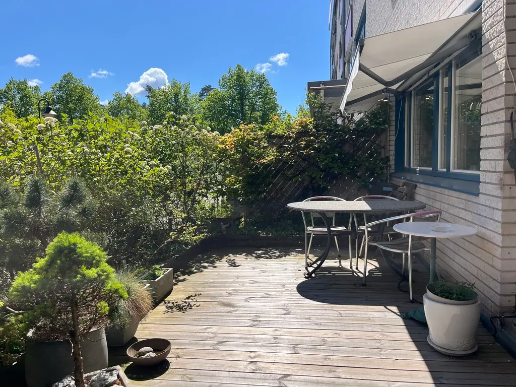 Lägenhet, Svartkärrsvägen 14, ep, Saltsjöbaden. Bild 1 av 37