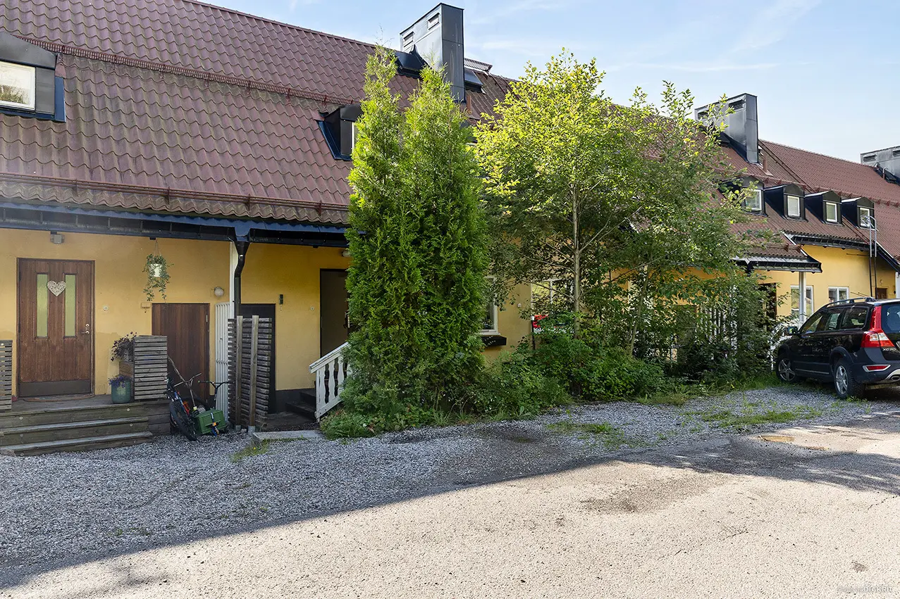 Villa, Hällevägen 11C, Kvissleby. Bild 1 av 20