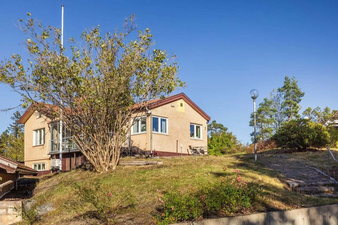 House, Jäntans väg, Saltsjö-Boo. Photo 1 of 40