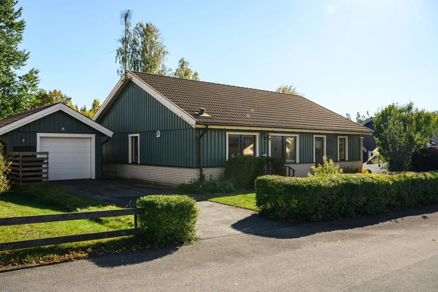 Villa, Movägen 7, Växjö. Bild 1 av 28