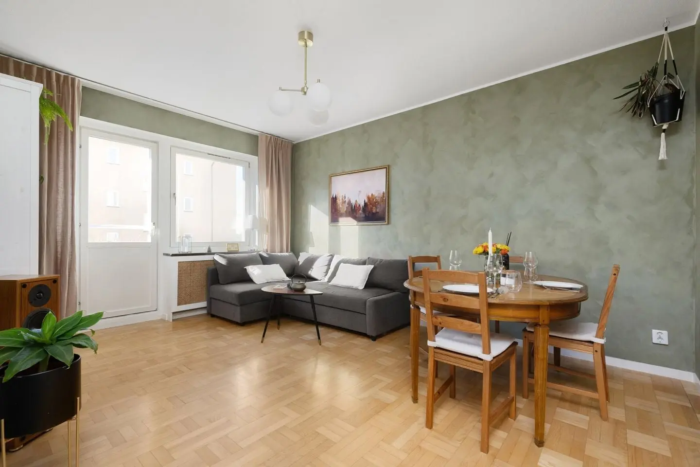 Lägenhet, Lidköpingsvägen 19, Stockholm. Bild 1 av 26