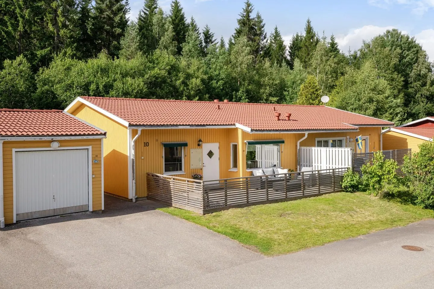 Bild 1 av 23 på Almquists väg 10