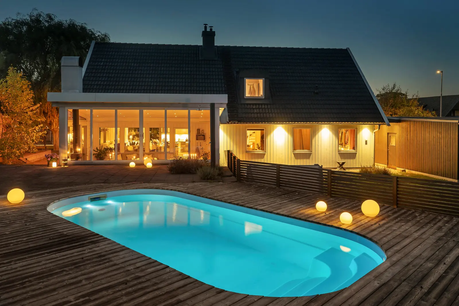 Villa, Rättikgatan 7, Uppsala. Bild 1 av 23