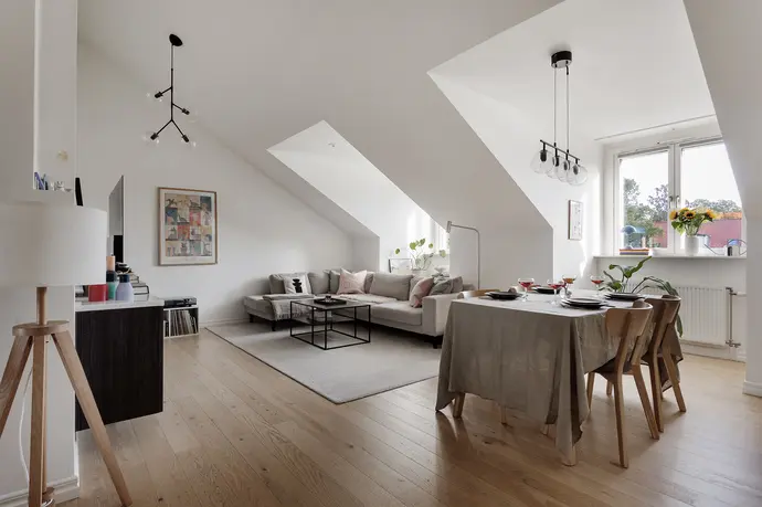 Apartment, Nynäsvägen 342b, Stockholm. Photo 1 of 22