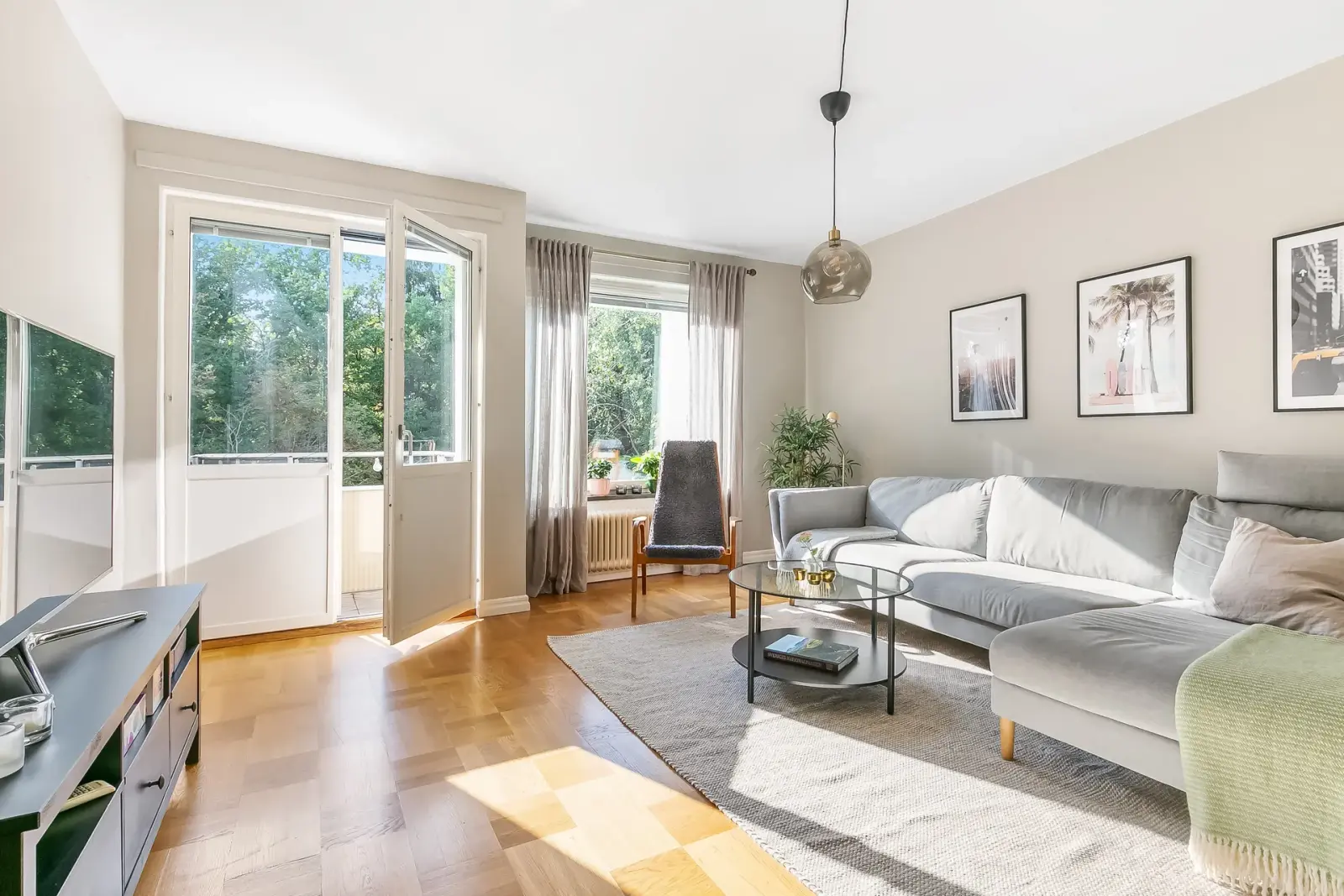 Lägenhet, Kubbegatan 30, 2tr, Stockholm. Bild 1 av 23