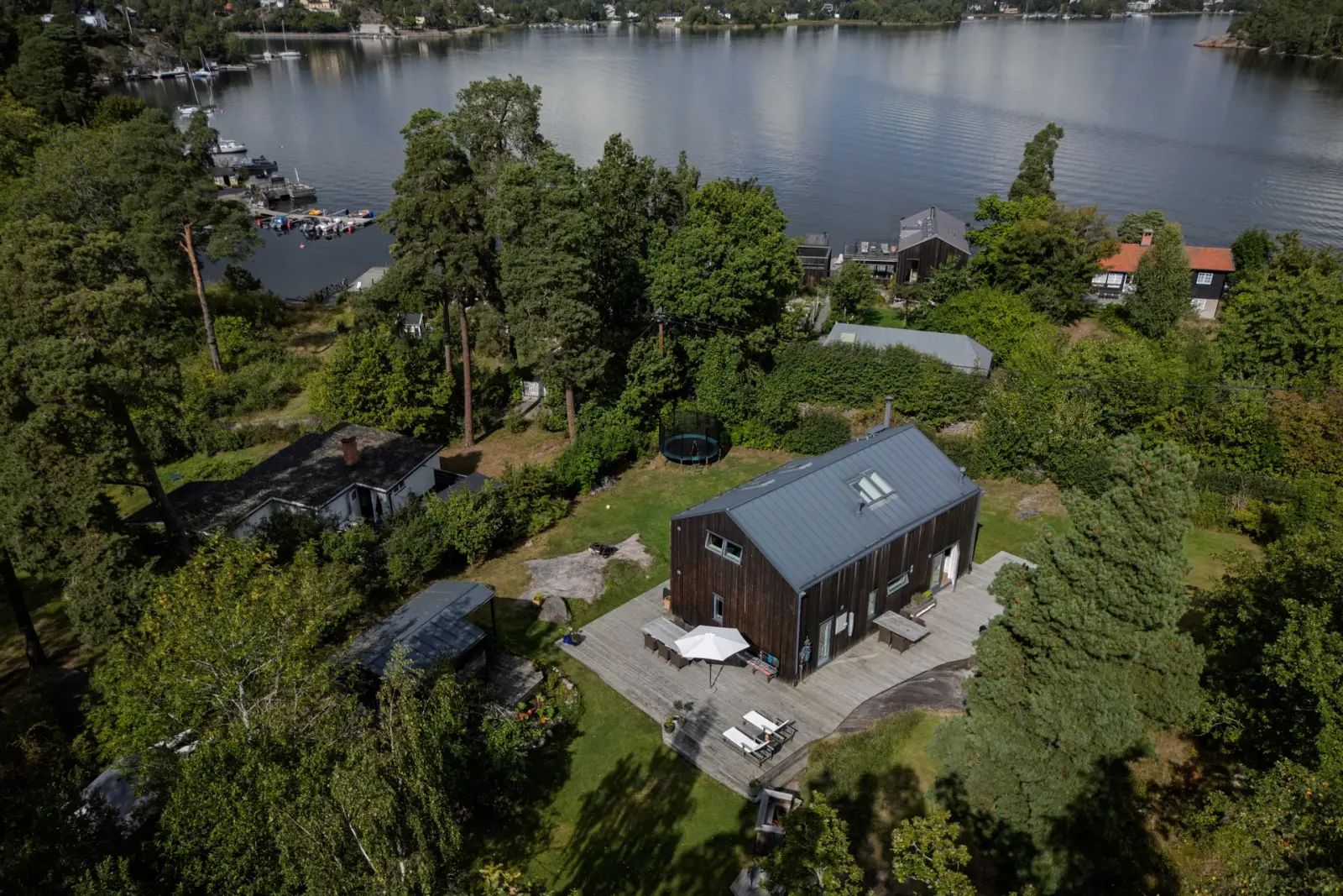 Bild 1 av 40 på Måsstigen 150