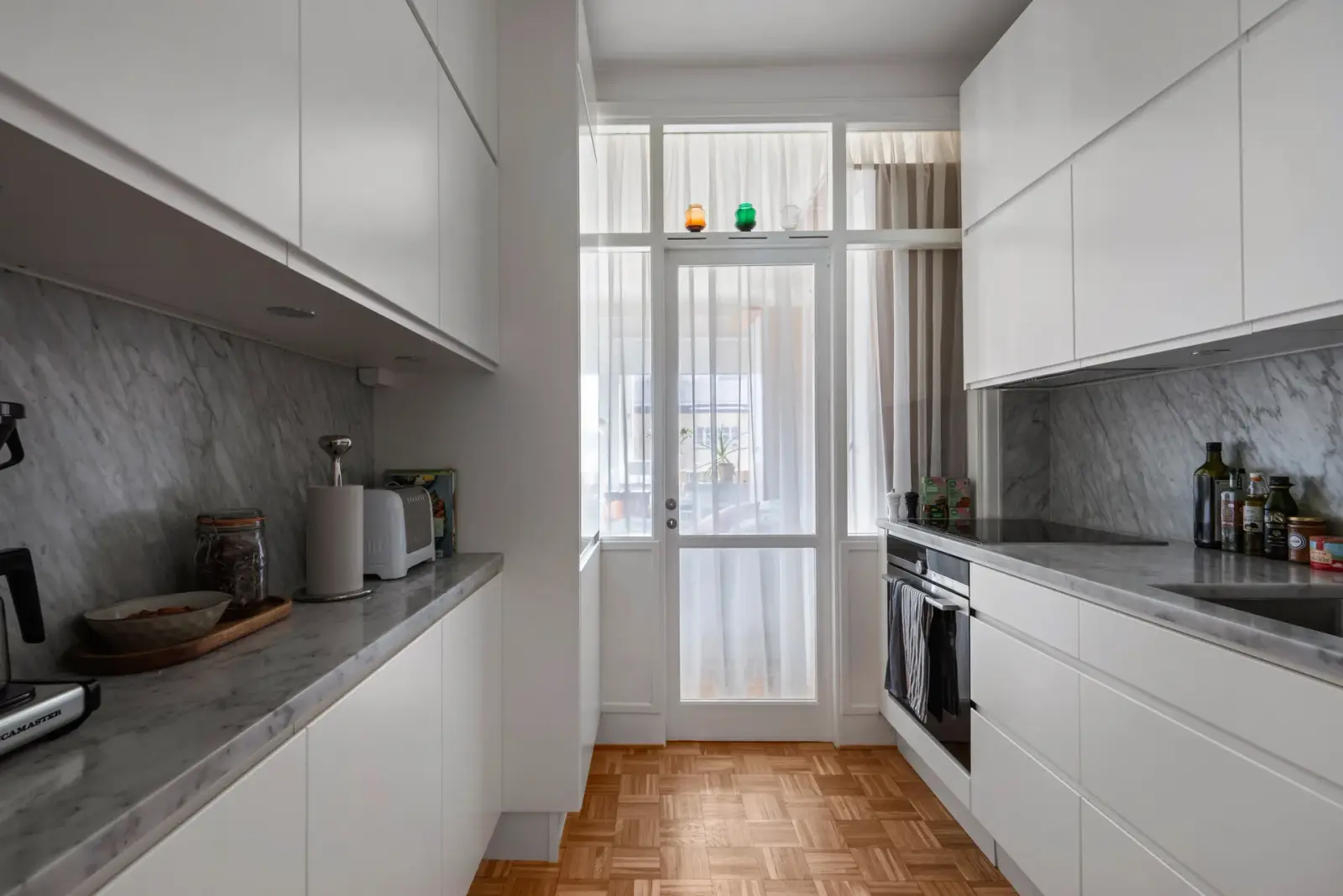 Apartment, Erik Dahlbergsgatan 29A, Stockholm. Photo 1 of 14