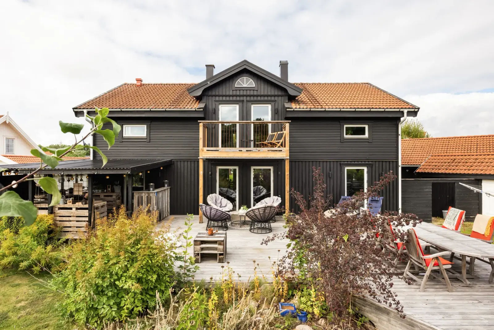 Villa, Åsgunnsvägen 5, Uppsala. Bild 1 av 40