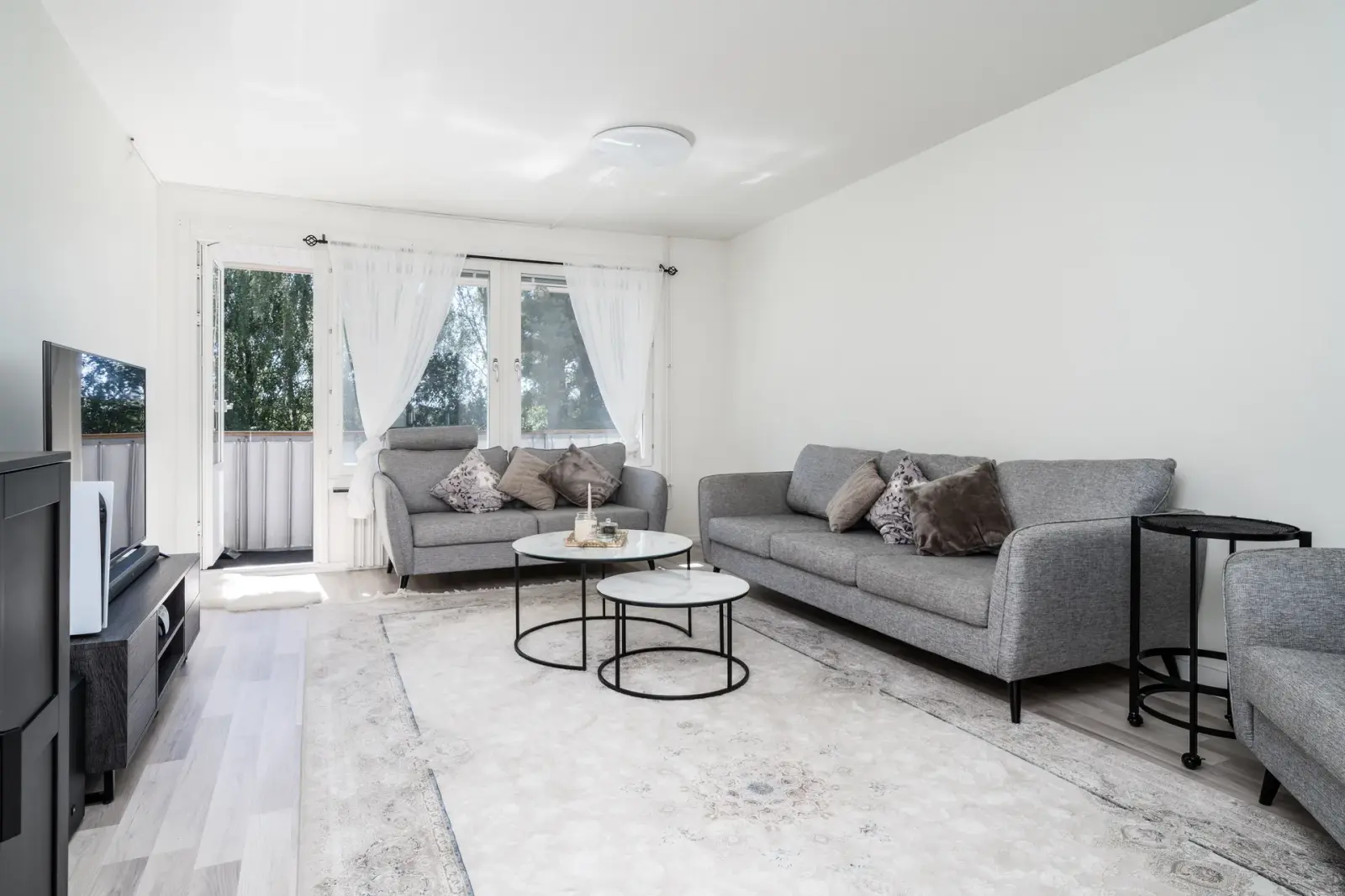 Lägenhet, Kopparvägen 10, Järfälla. Bild 1 av 16
