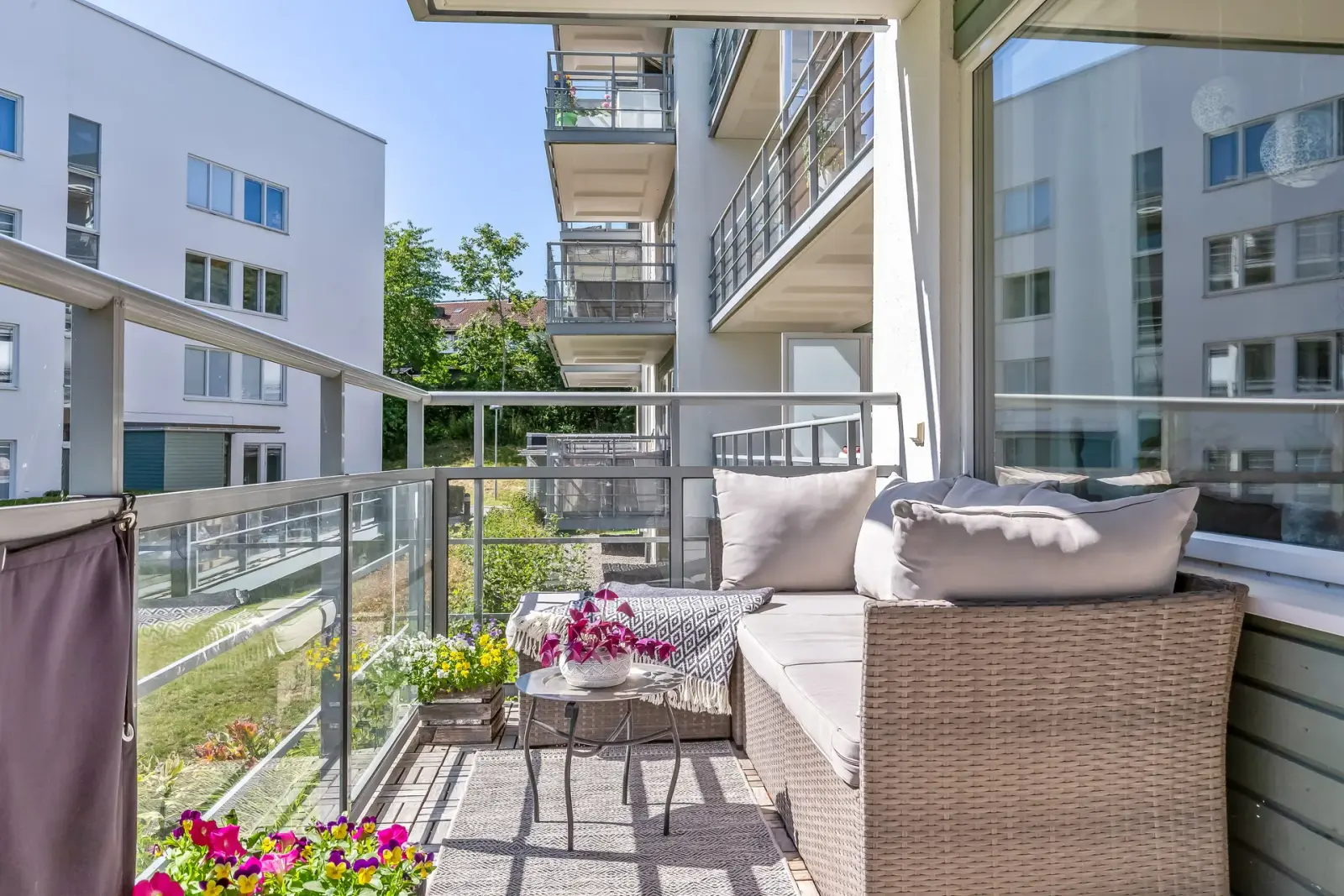 Lägenhet, Värmlandsvägen 7B, Stockholm. Bild 1 av 17