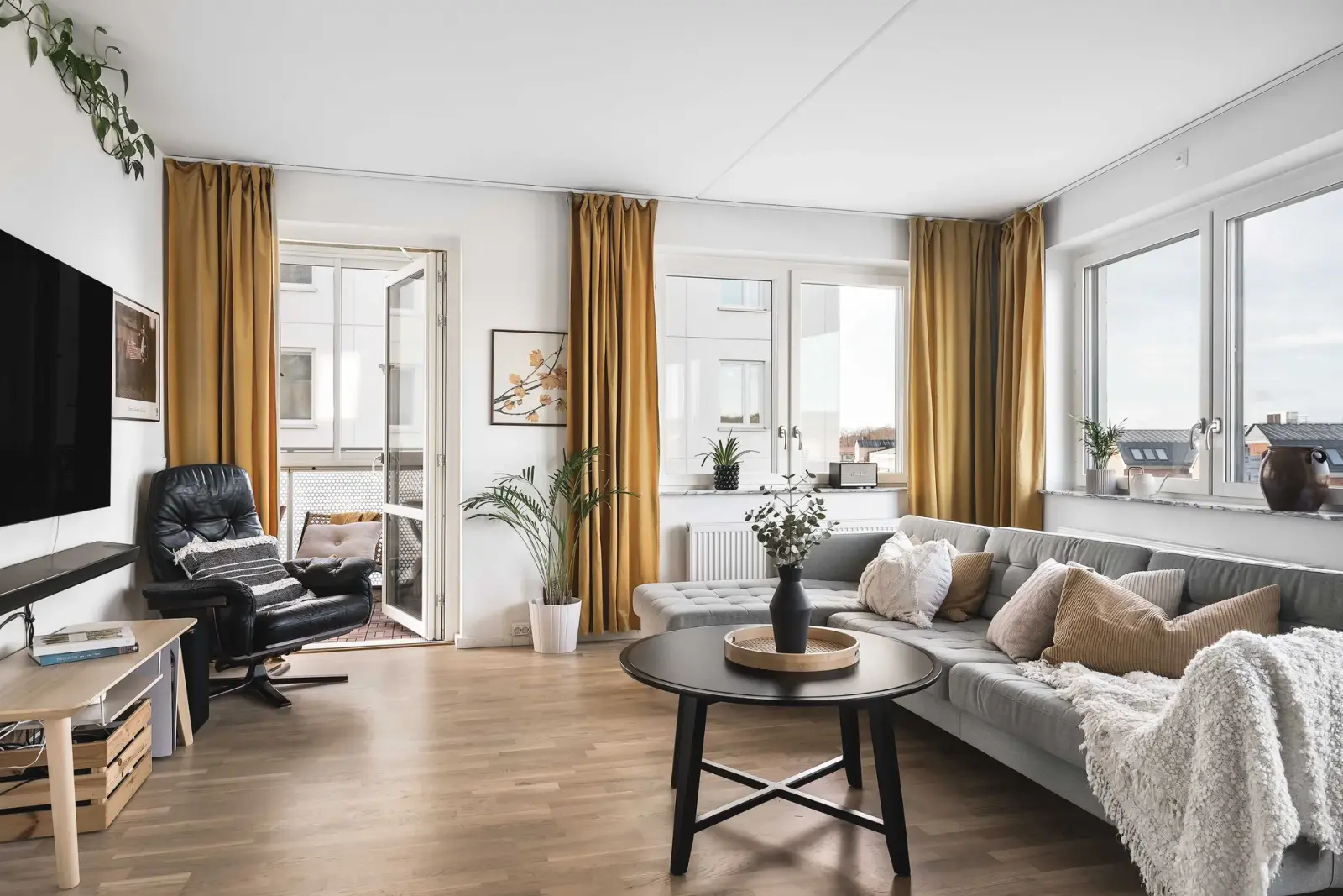 Bild 1 av 27 på Kantorsgatan 3B